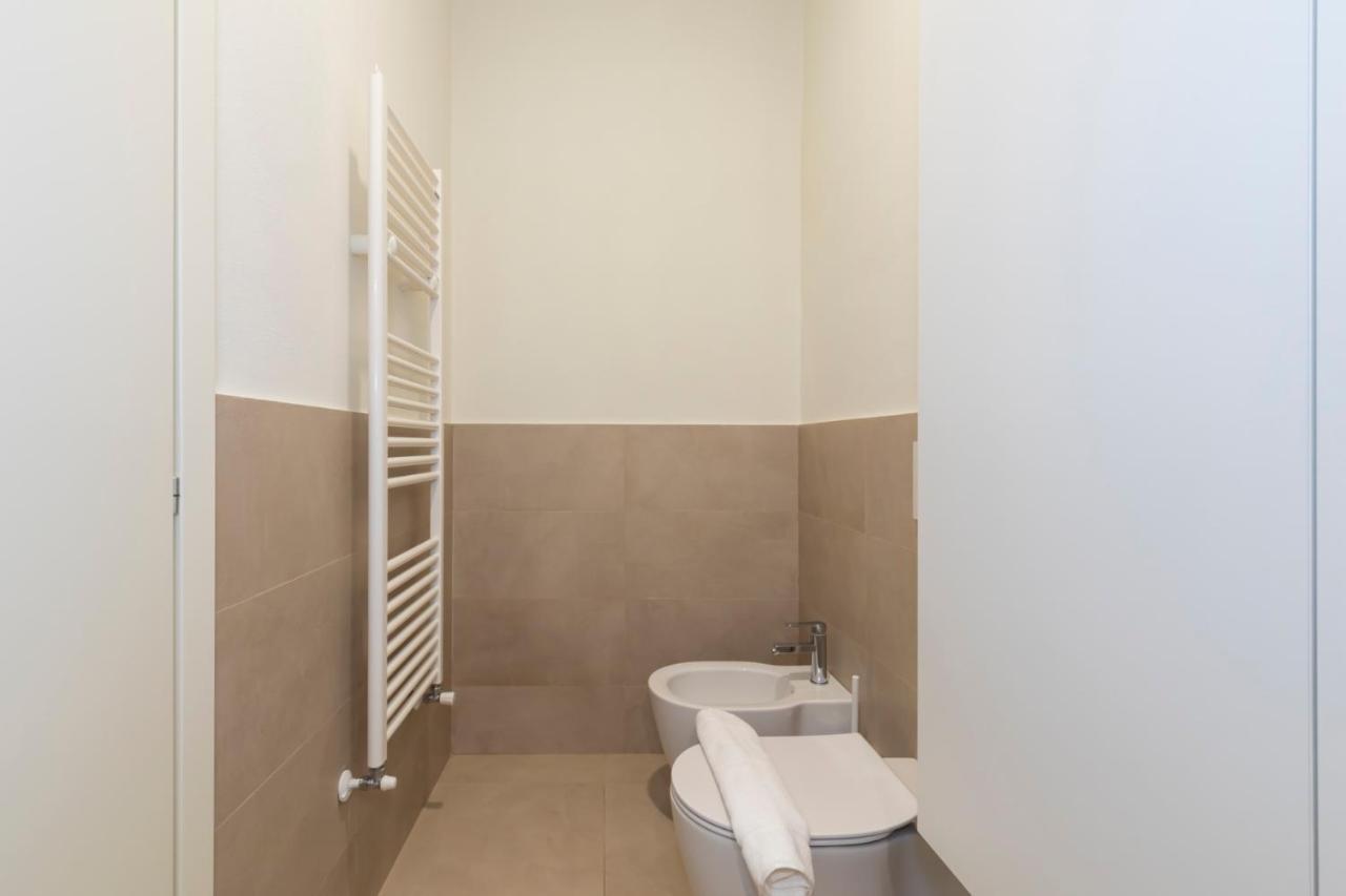 Luxury Apartment Near Duomo Italia 38 Milano Eksteriør billede