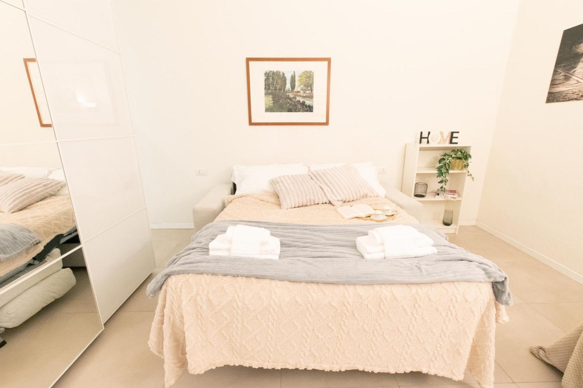 Luxury Apartment Near Duomo Italia 38 Milano Eksteriør billede